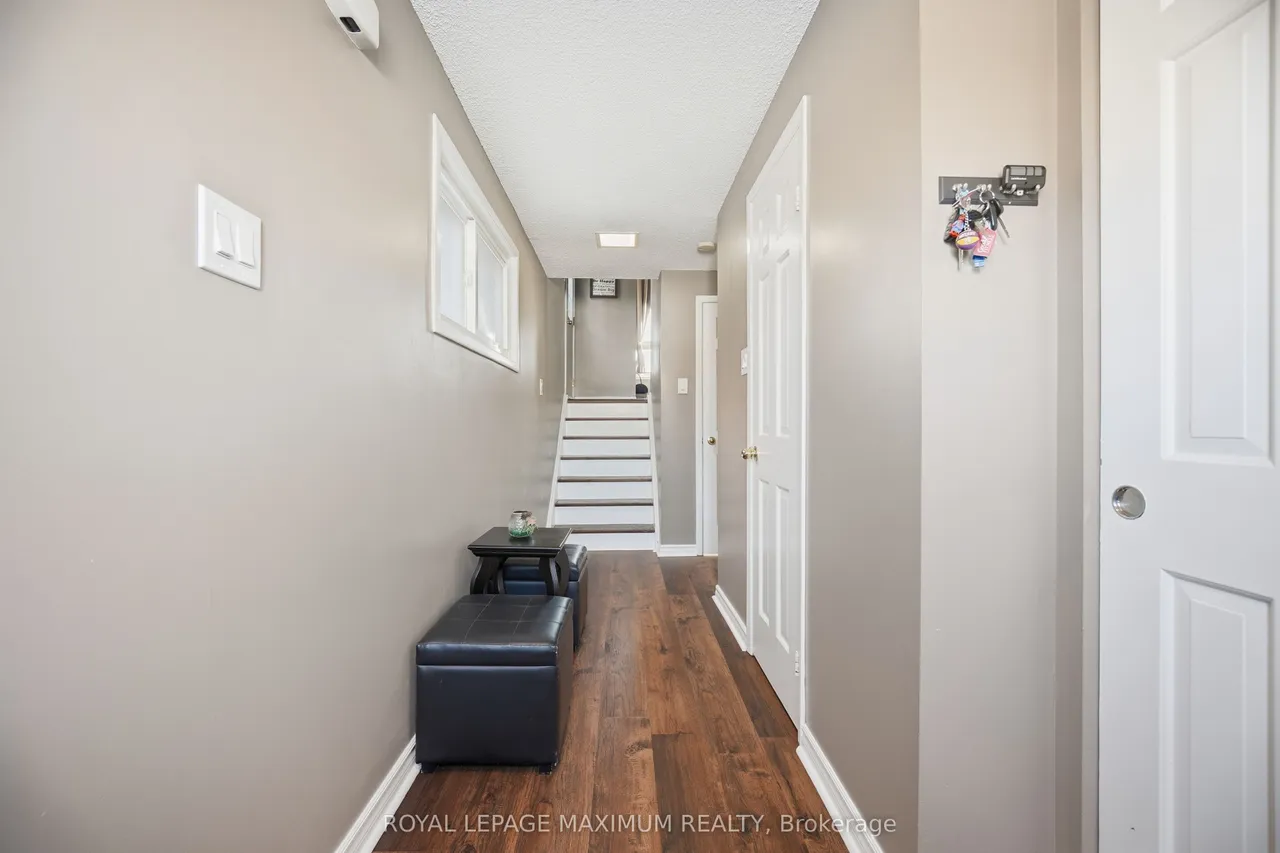 7493 Bybrook Drive — photo 2