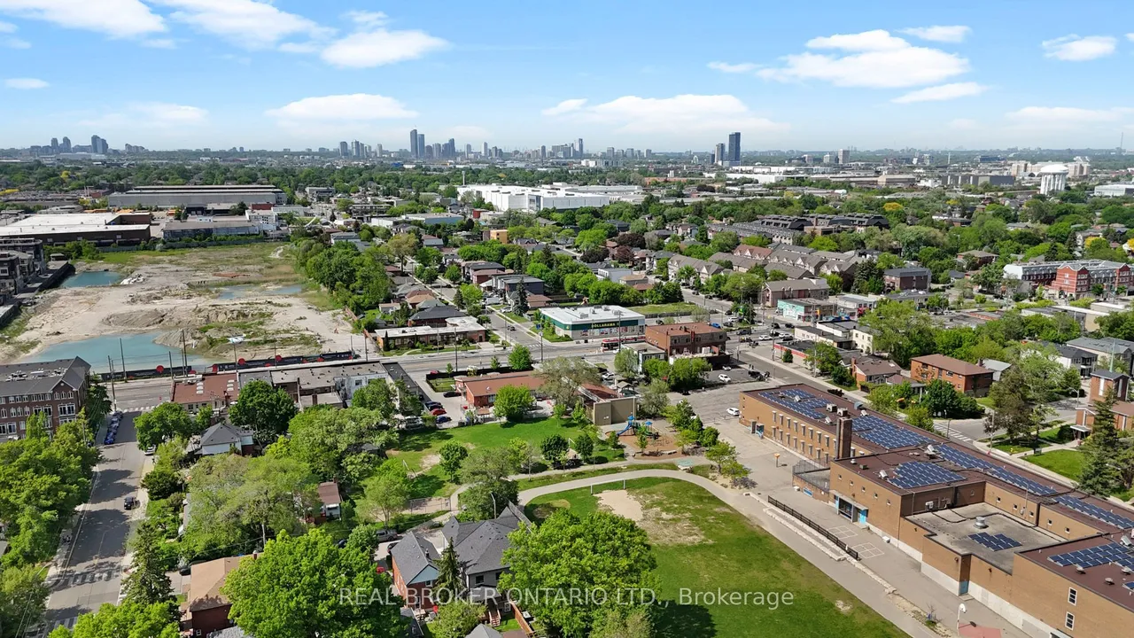 5 Marina Avenue — photo 45