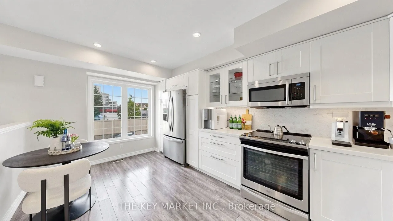 435 ENGLISH ROSE Lane — photo 3