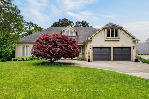 3312 Lakeland Crescent