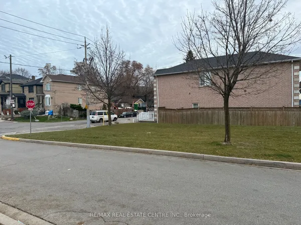W/S keele st N/A — photo 2