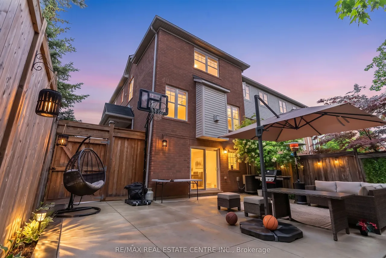 2435 Coho Way N — photo 35