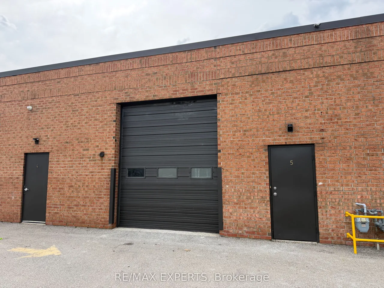 32 Goodmark Place — photo 3