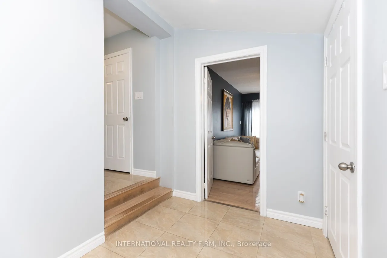 2528 Truscott Drive — photo 3