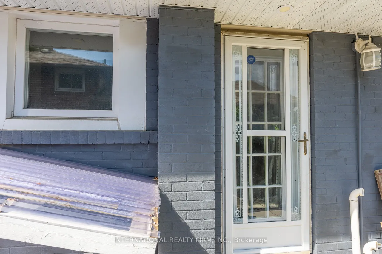 2528 Truscott Drive — photo 35