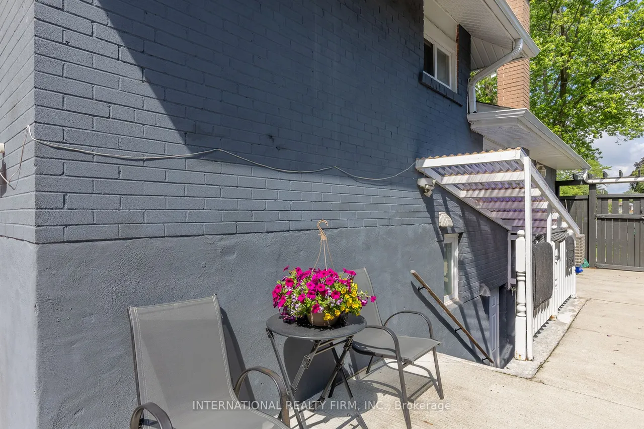 2528 Truscott Drive — photo 36