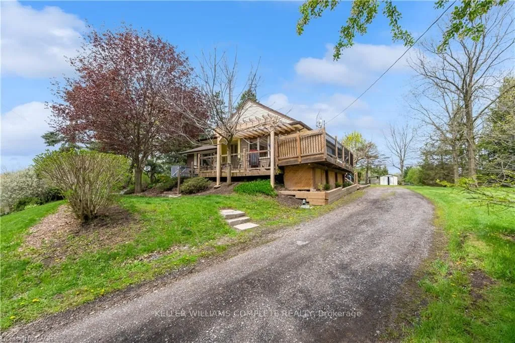 569 CRANE Court — photo 3