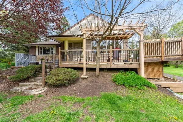 569 CRANE Court