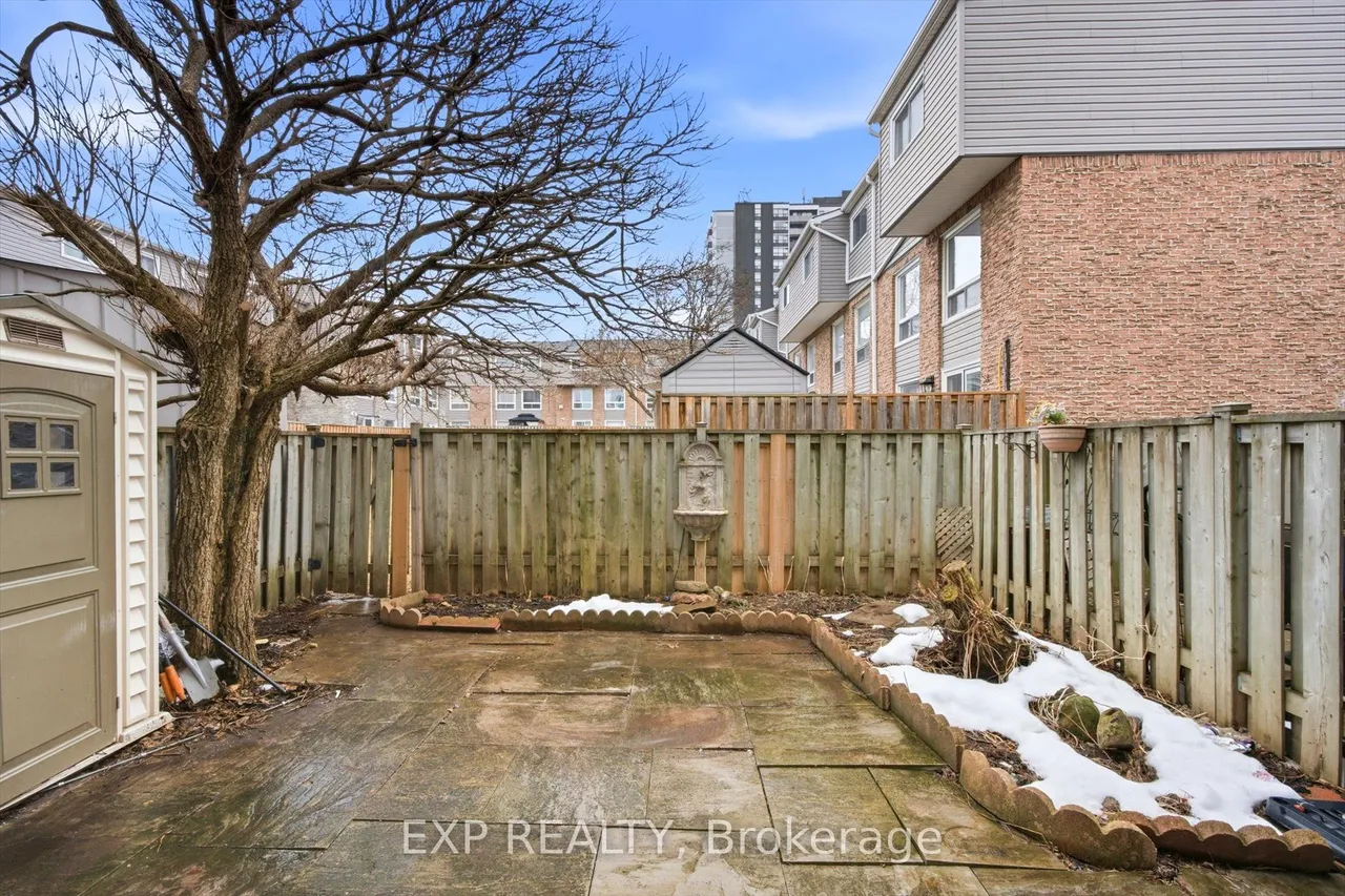 2050 Upper Middle Road — photo 29