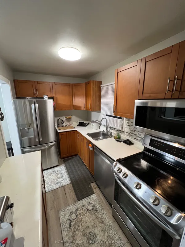 5 Glencairn Square — photo 2