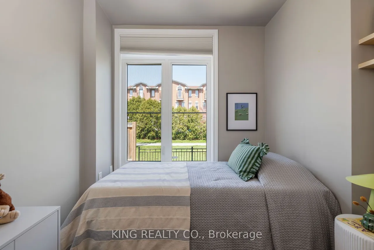 390 Hopewell Avenue — photo 18