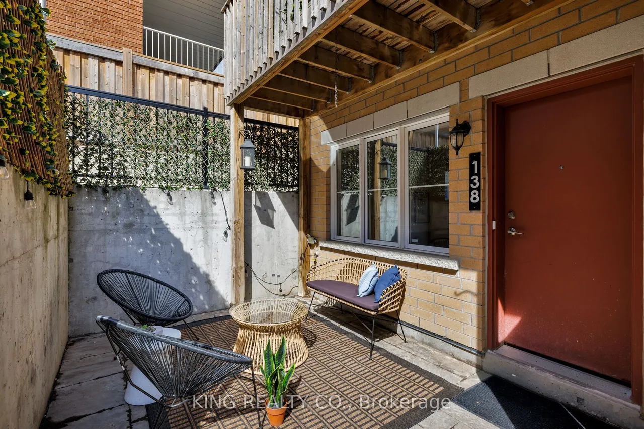 390 Hopewell Avenue — photo 3