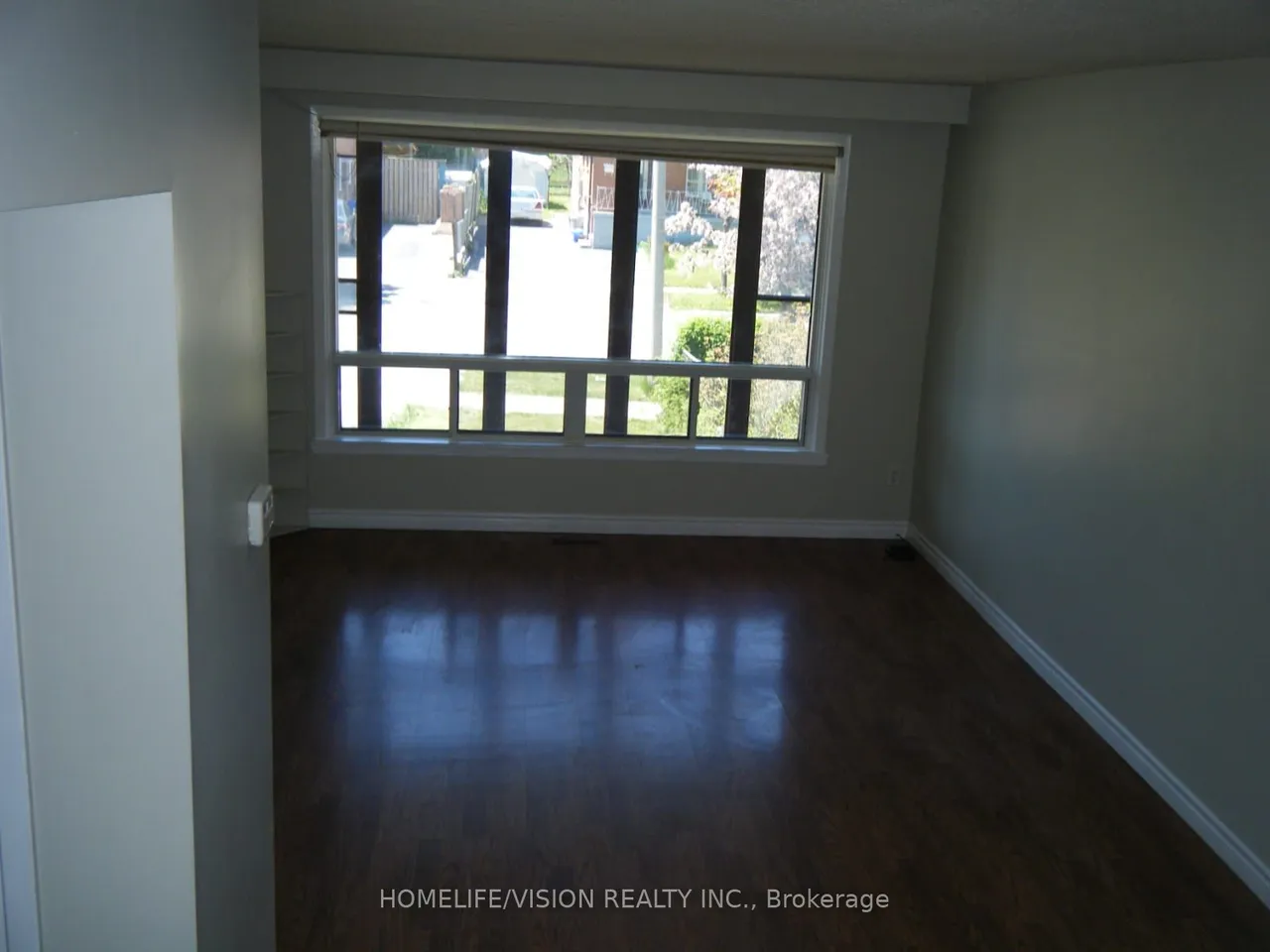 3766 Darla Drive E — photo 3