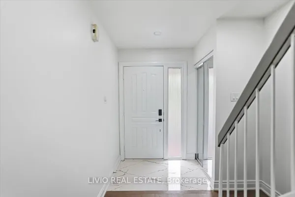 4002 Brandon Gate Drive — photo 2