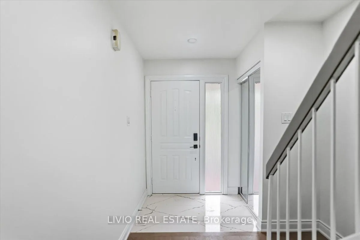 4002 Brandon Gate Drive — photo 2