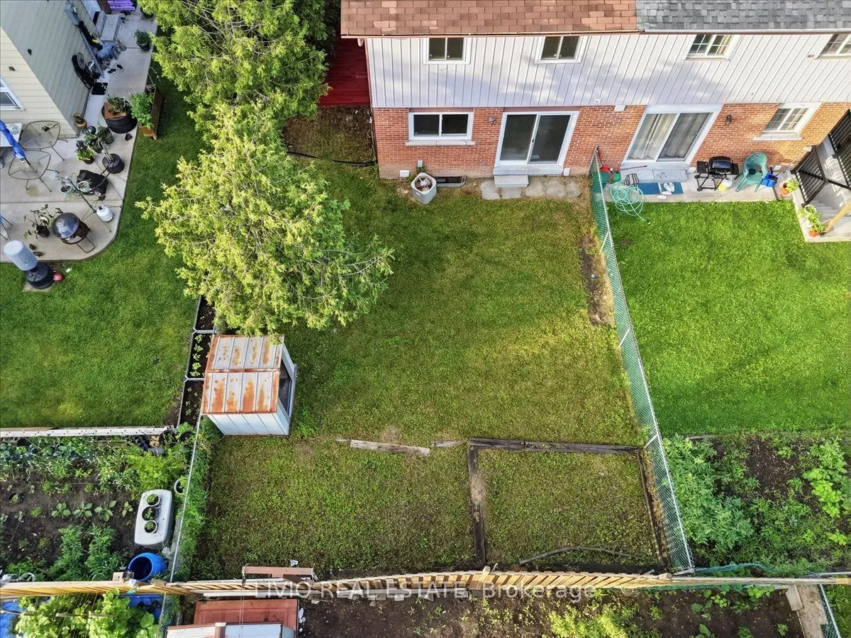 4002 Brandon Gate Drive — photo 41