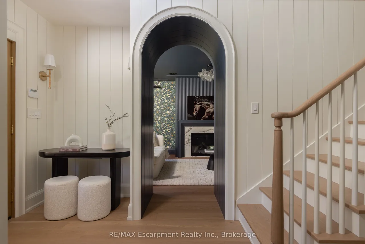 130 Edgecliffe Place — photo 3