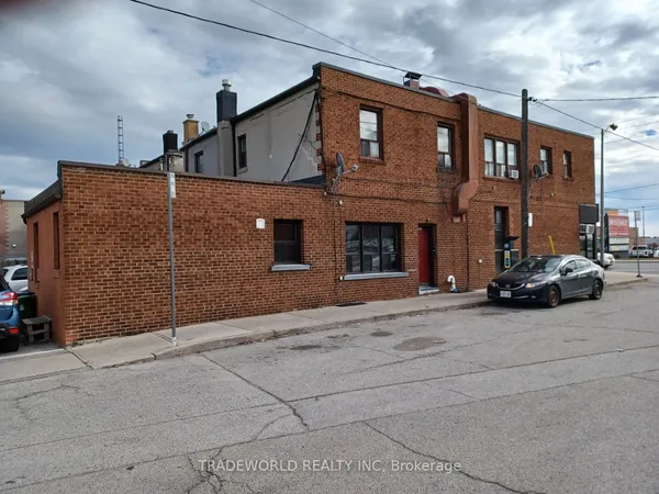 1260 The Queensway N/A — photo 2