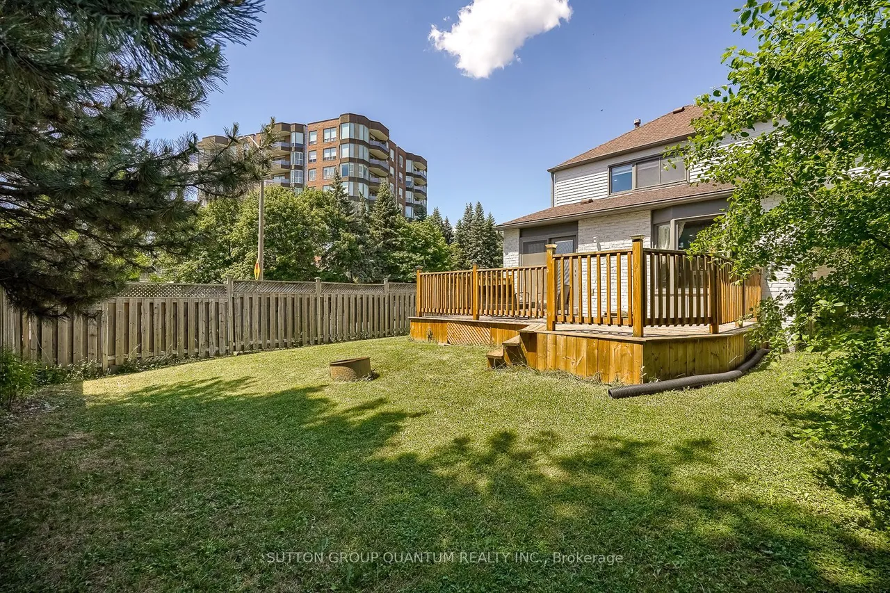 1279 Hedgestone Crescent S — photo 45