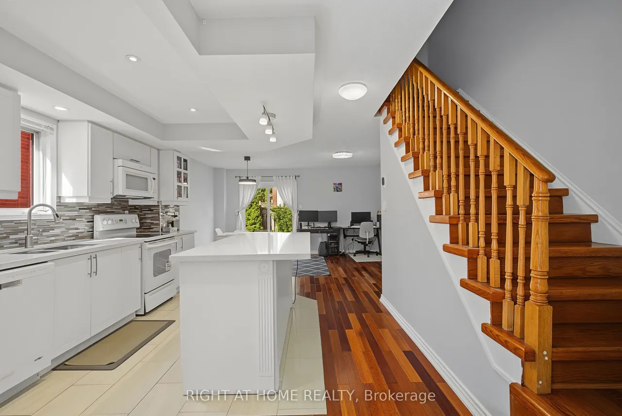 5531 Whistler Crescent — photo 10