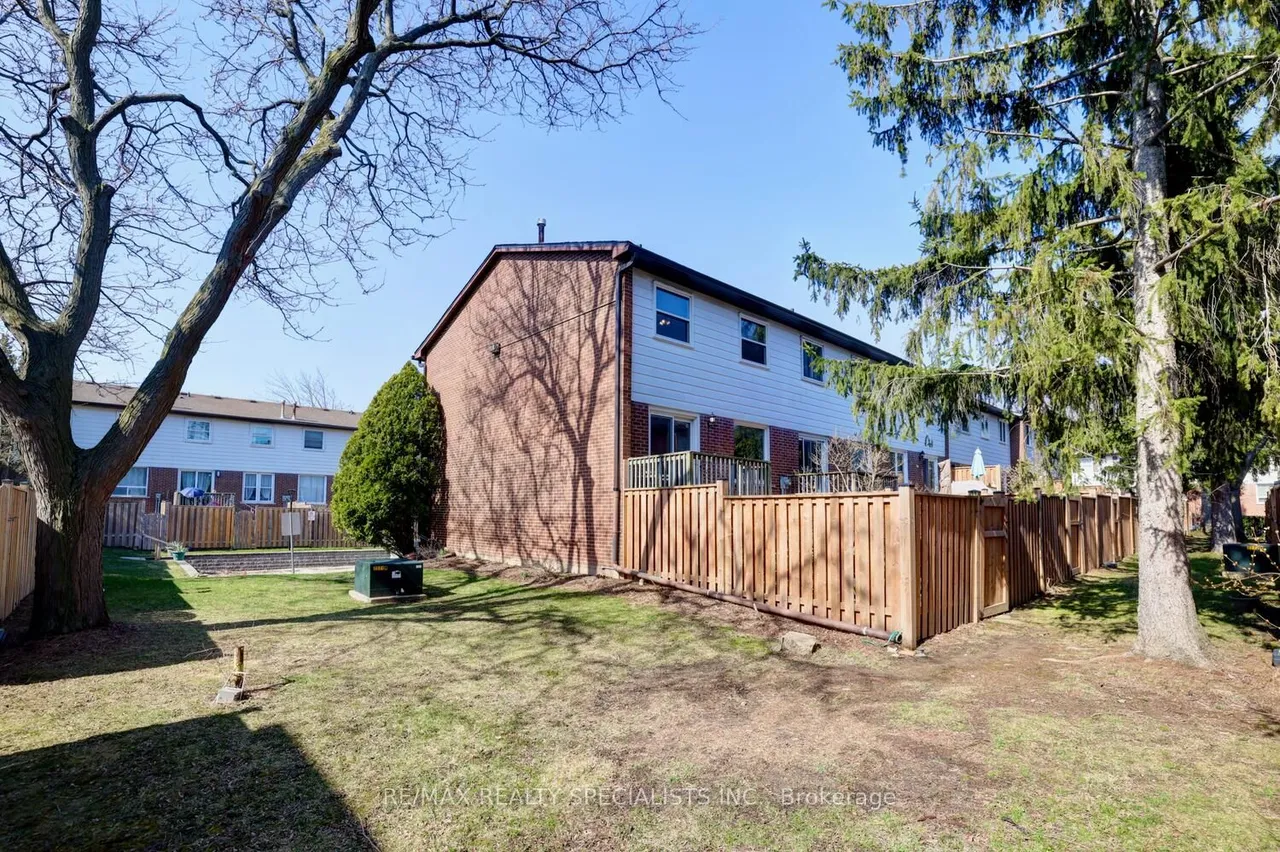 2445 Homelands Drive — photo 39