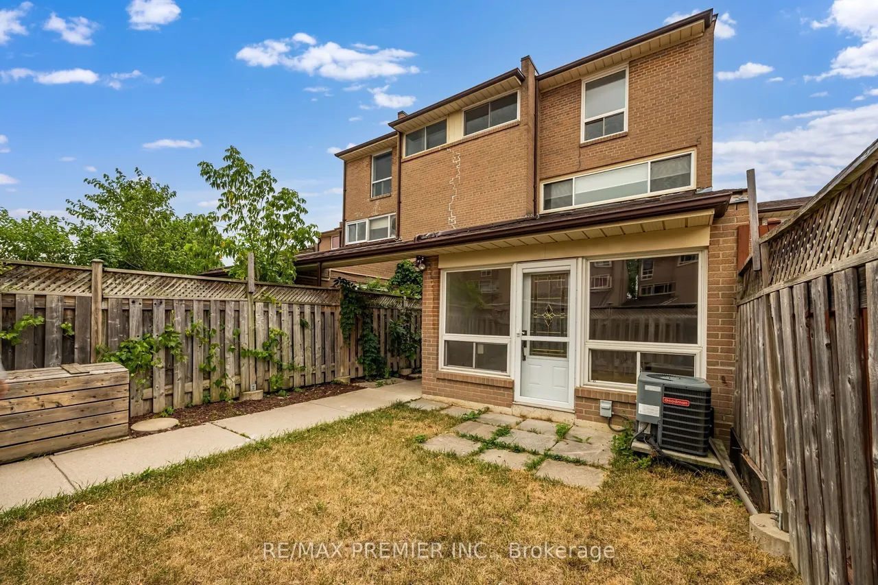 248 John Garland Boulevard, Unit 82 — photo 3
