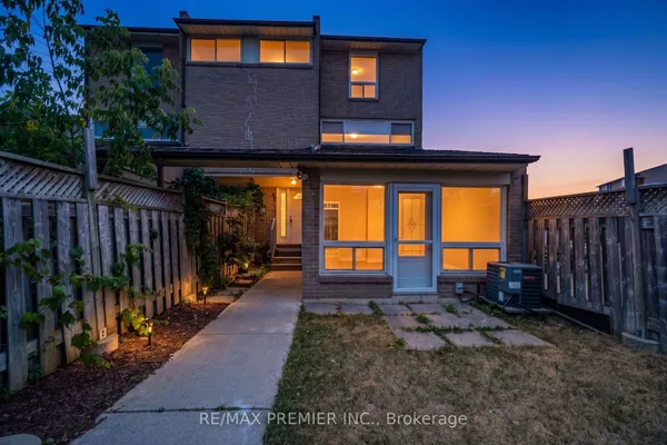 248 John Garland Boulevard, Unit 82 — photo 2