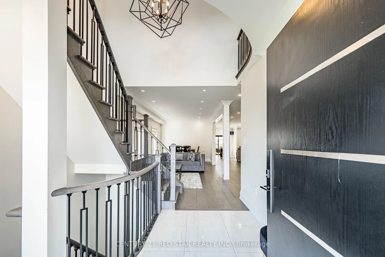 396 Derrydale Drive — photo 3