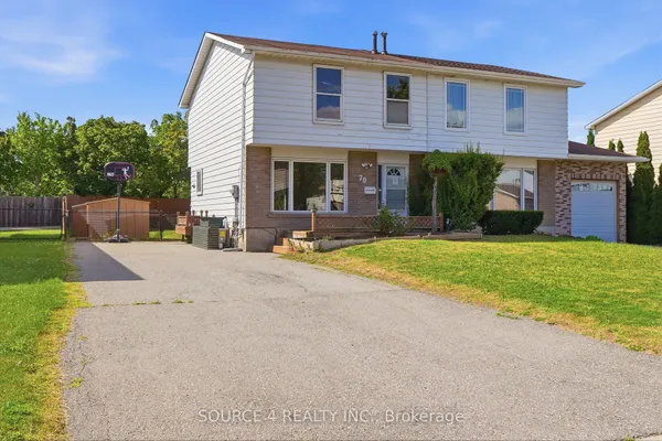 70 Griselda Crescent — photo 2