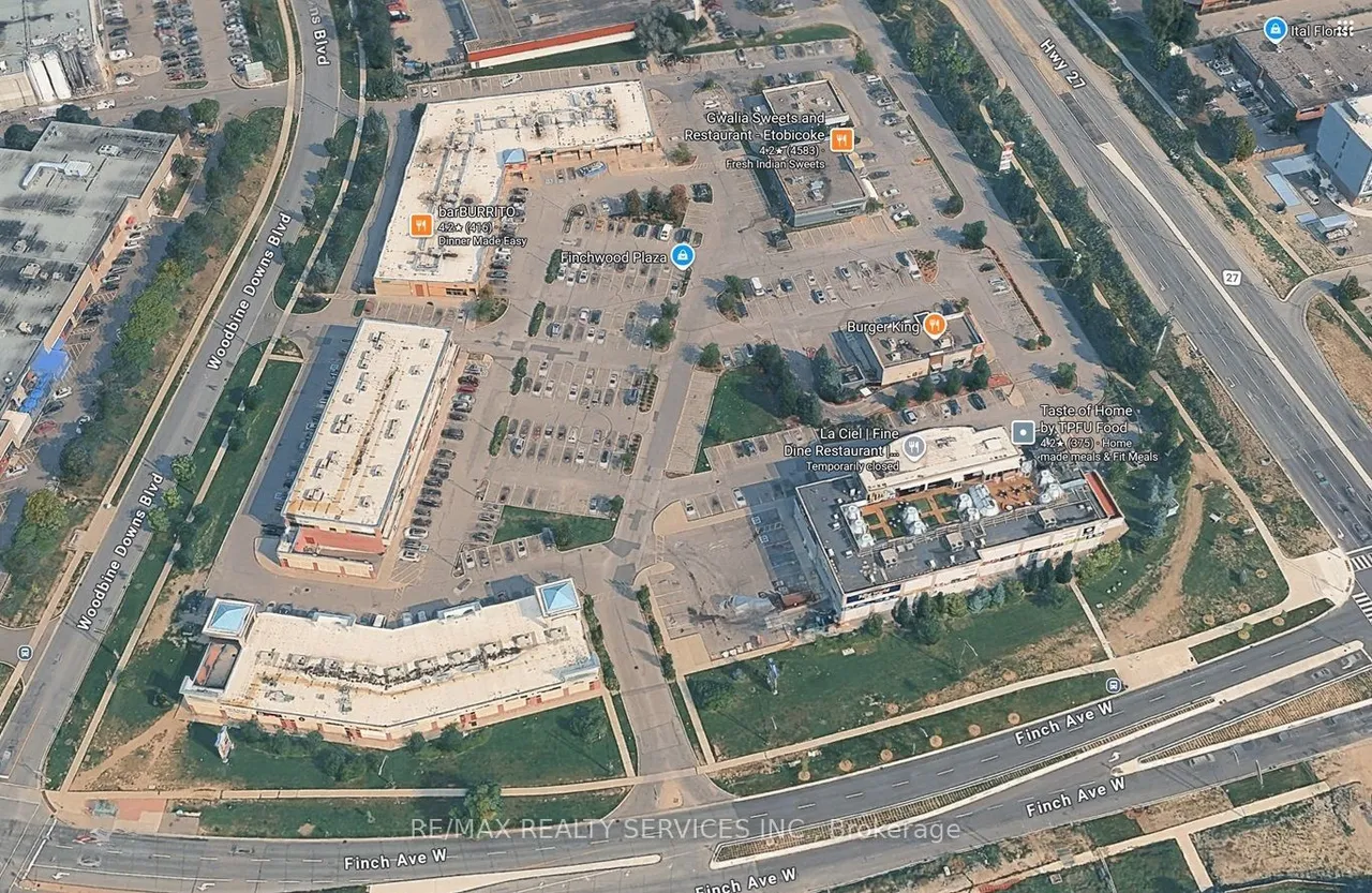 19 Woodbine Downs Boulevard — photo 3