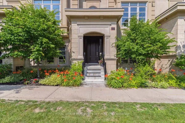 257 Hanover Street — photo 2