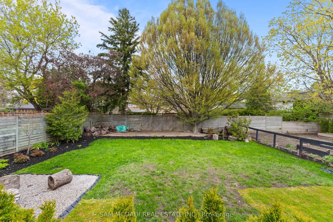 927 Ingersoll Court — photo 28