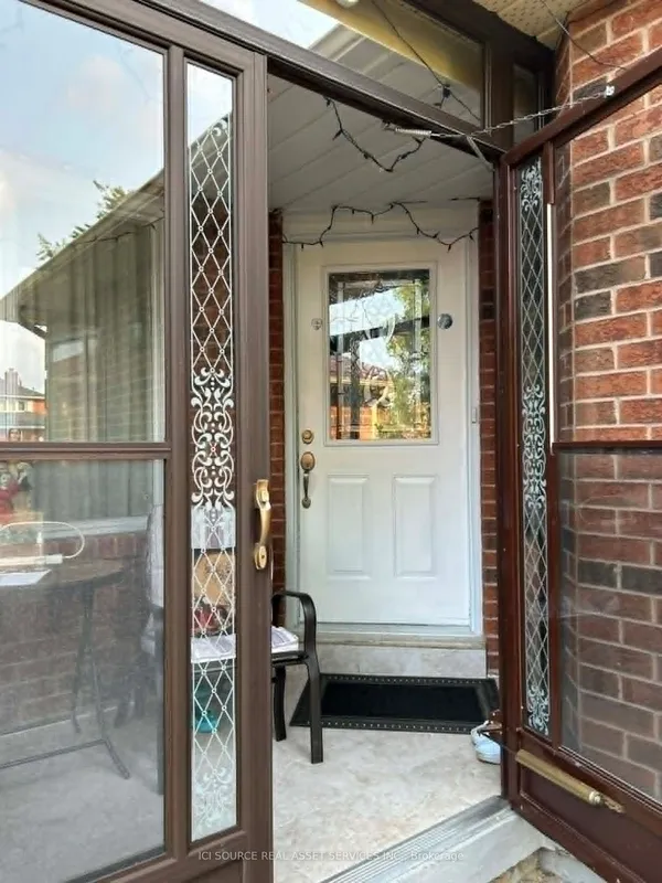 3546 Italia Crescent — photo 2