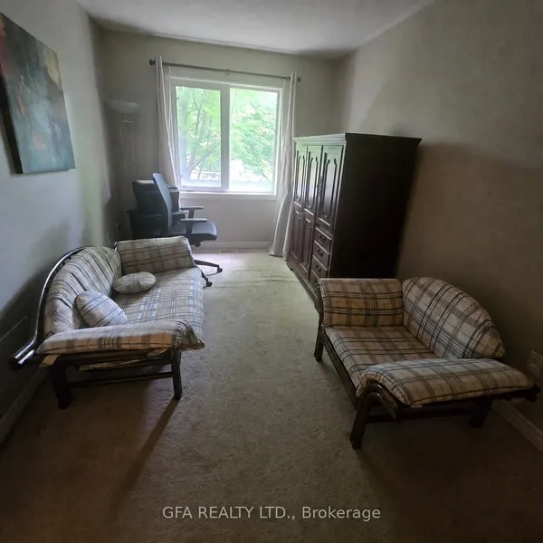 2600 GLENGARRY Road — photo 2