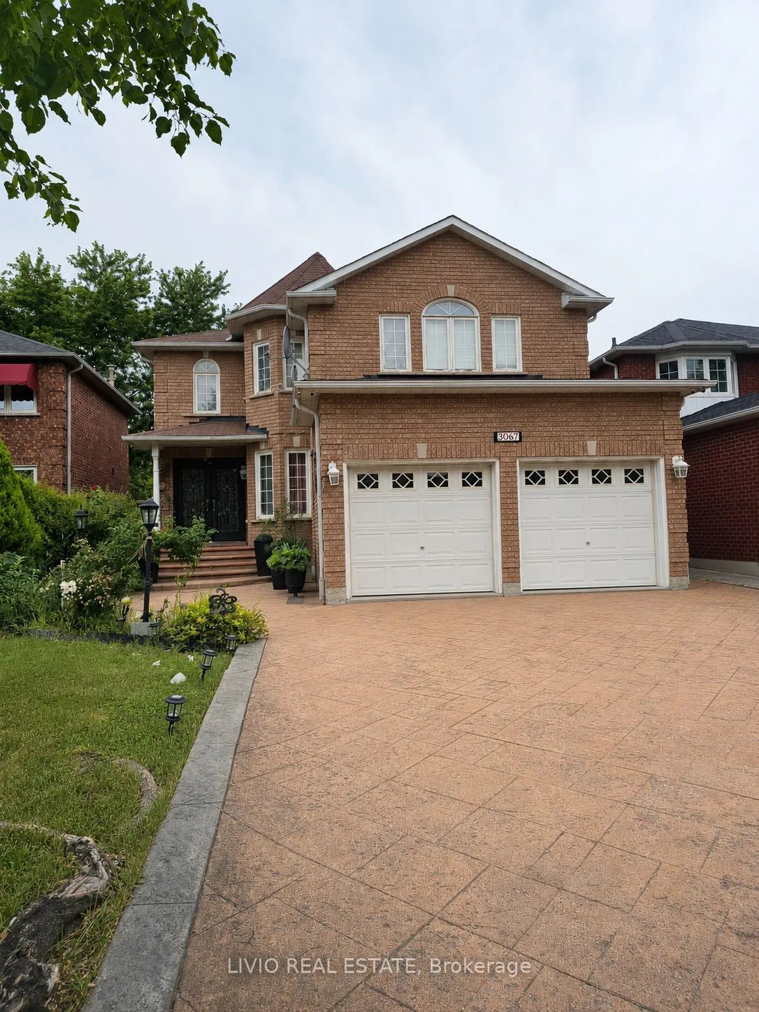 3067 Eden Oak Crescent