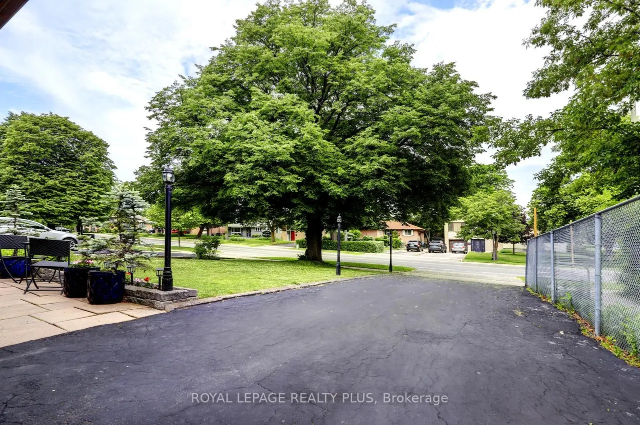 2694 Truscott Drive — photo 35