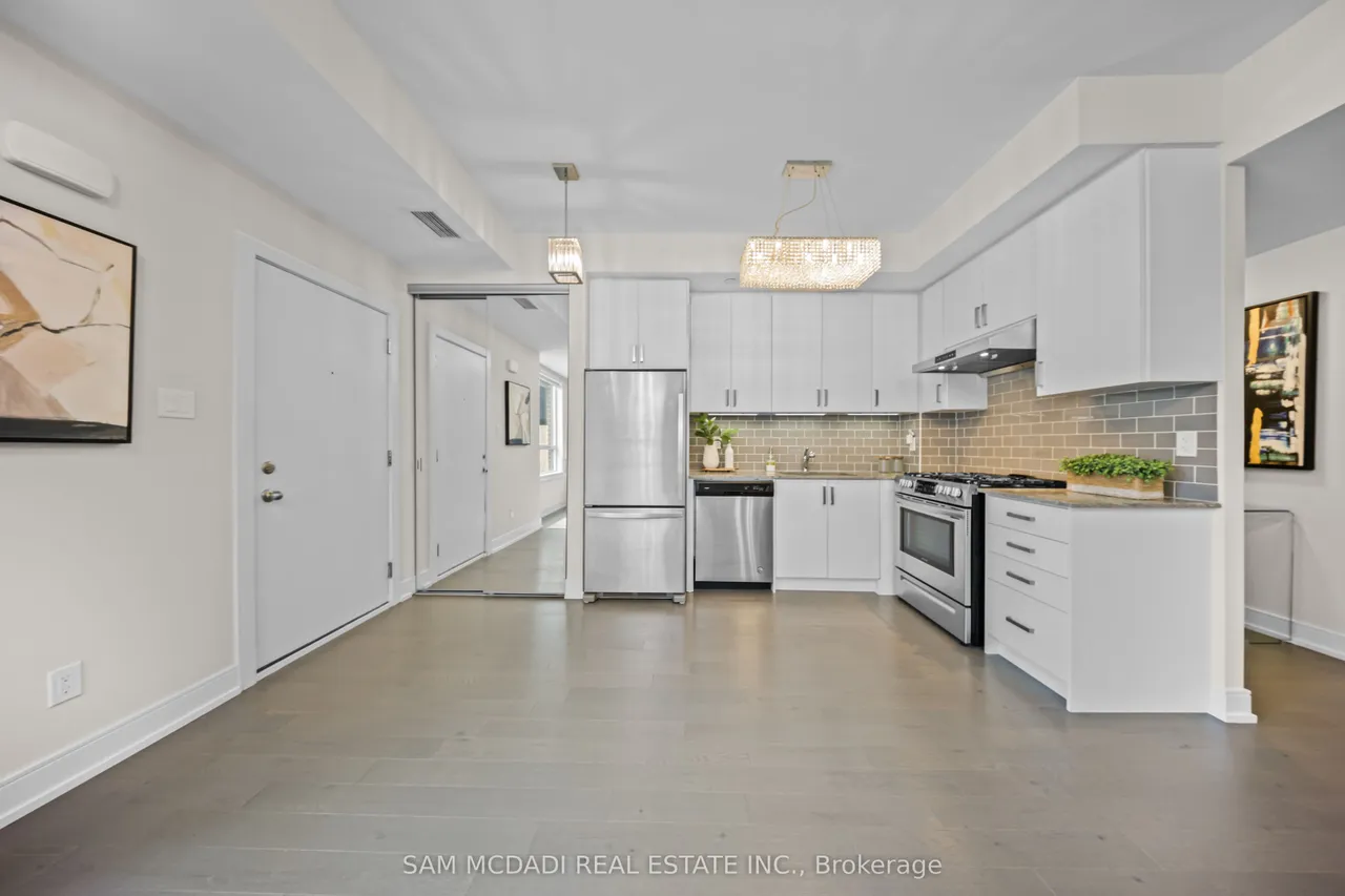 670 Atwater Avenue — photo 3