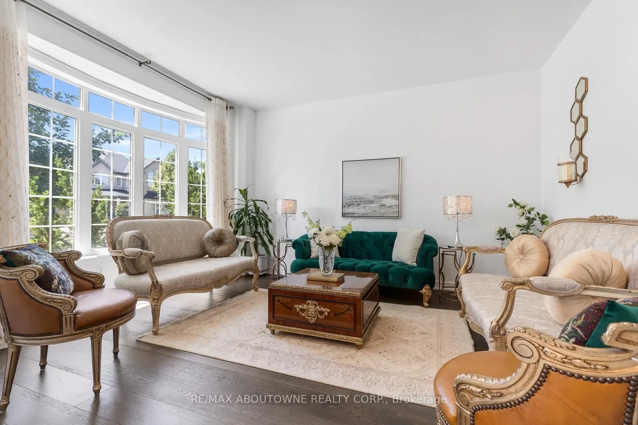 3308 Liptay Avenue — photo 3