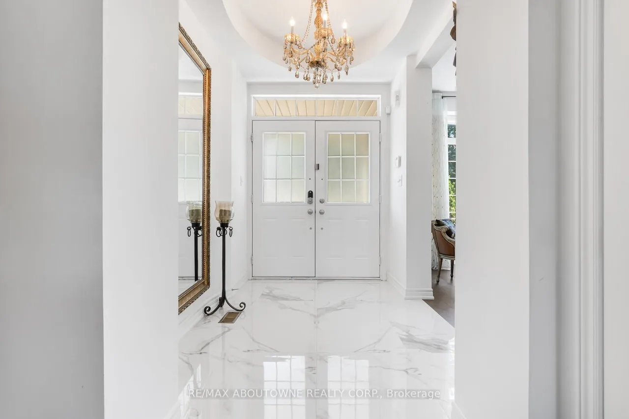 3308 Liptay Avenue — photo 2