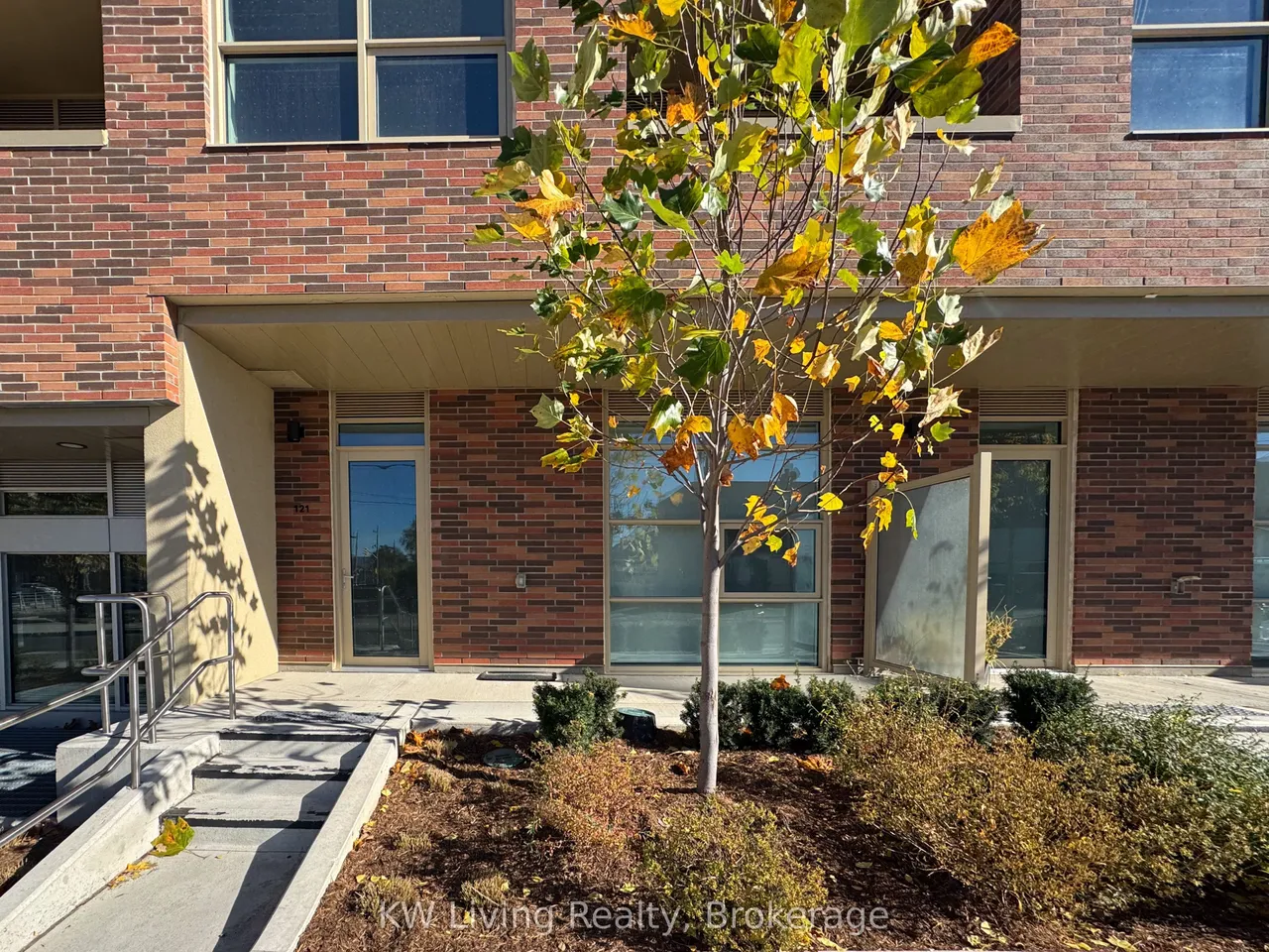 121 Ford Street, Unit 109 — photo 24