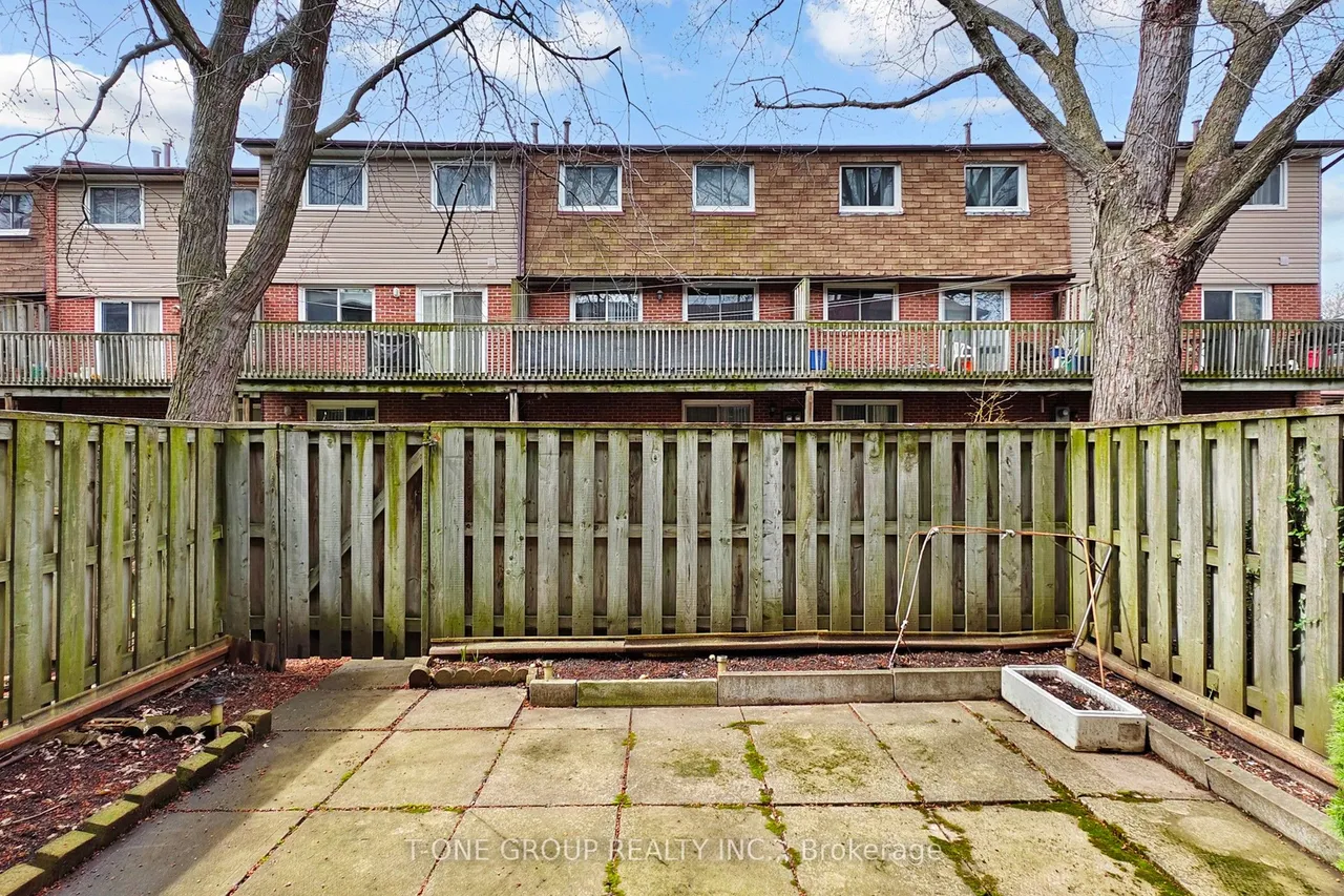 3025 Cedarglen Gate — photo 15