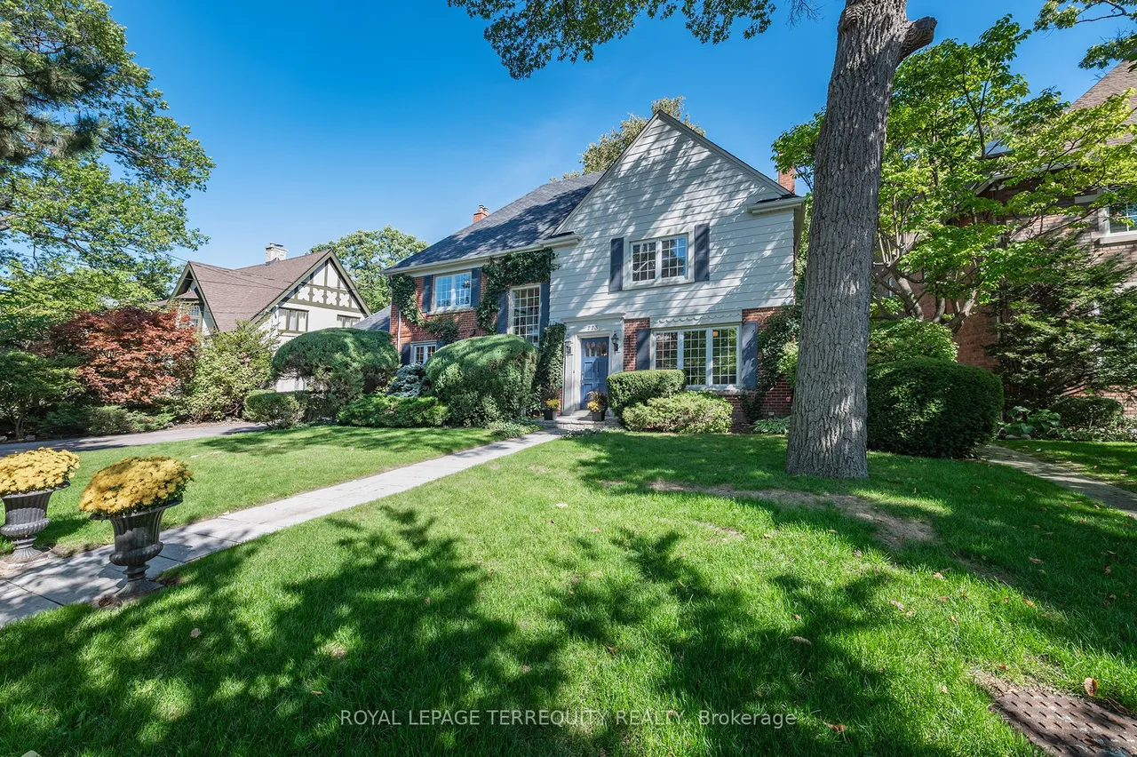 223 Riverside Drive — photo 50