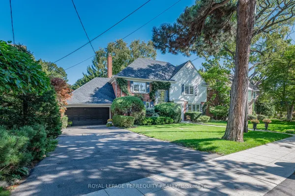 223 Riverside Drive — photo 2