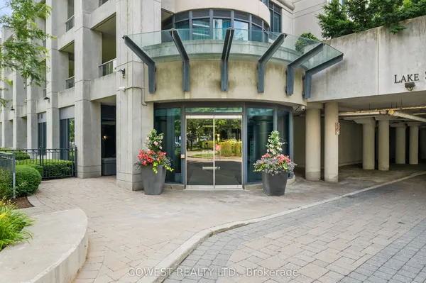 2095 Lake Shore Boulevard W, Unit 318 — photo 2