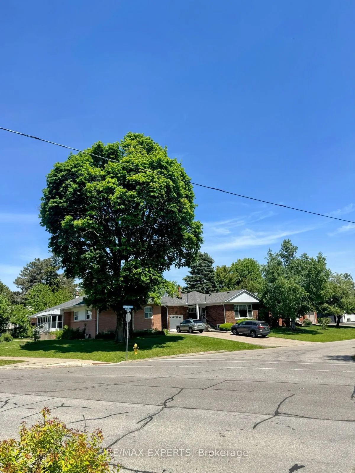 69 Lloyd Manor Road — photo 3