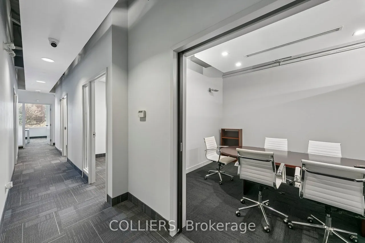 2660 Sherwood Heights Drive, Unit 103 — photo 5