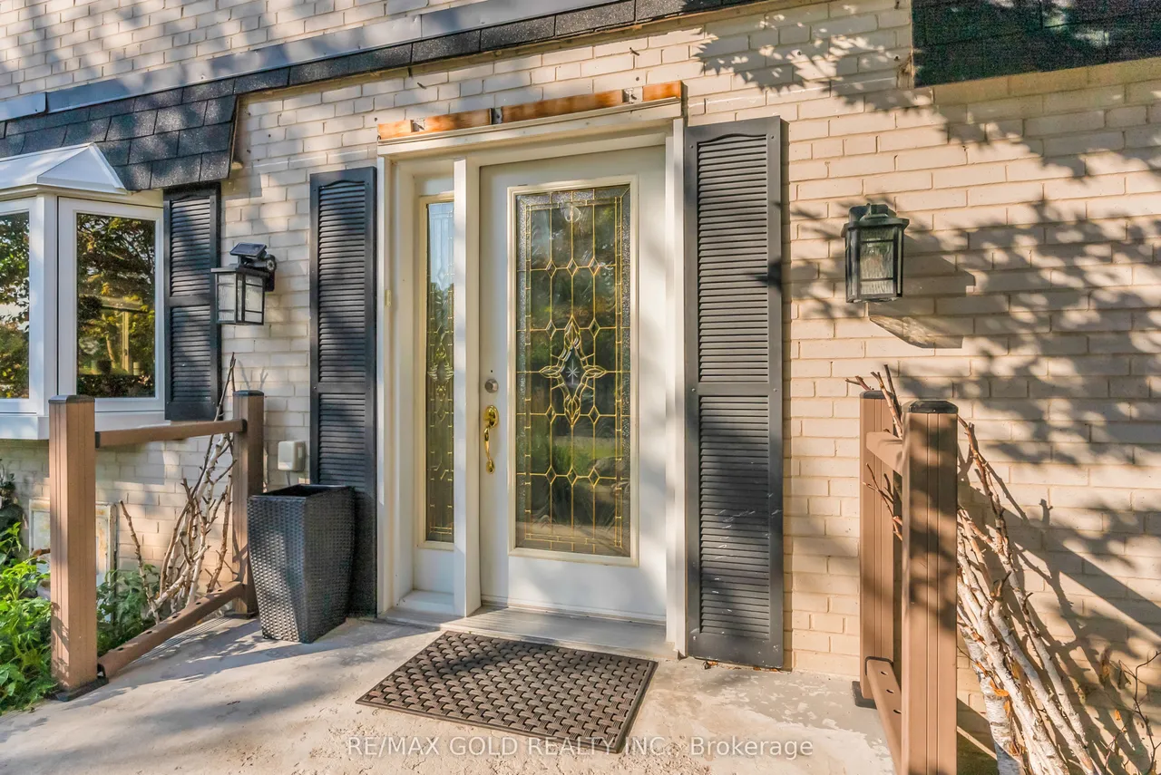 2520 Constable Road — photo 3
