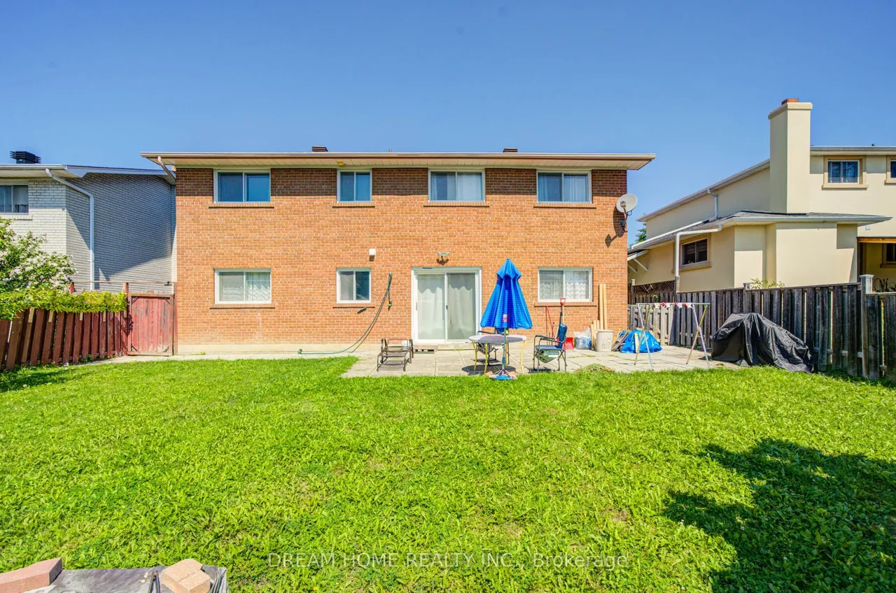 1323 Shamir Crescent — photo 50