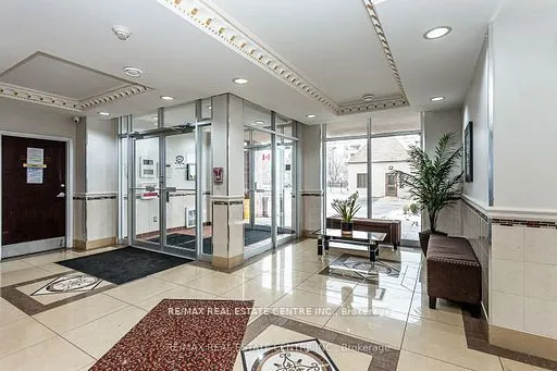 7405 Goreway Drive — photo 3