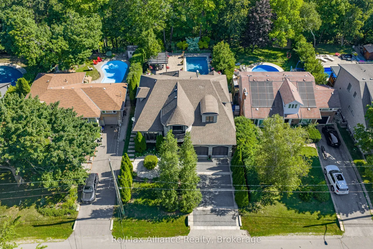 379 River Side Drive — photo 2